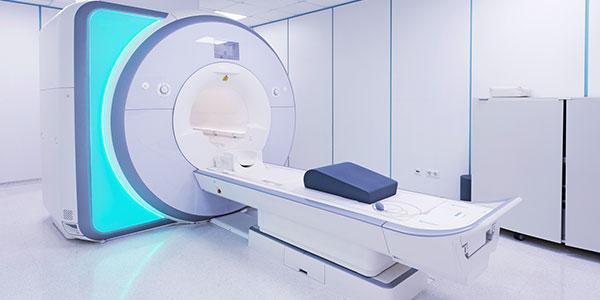 Helium für Magnetresonanztomographie (MRT) | © stock.adobe.com - kaliantye